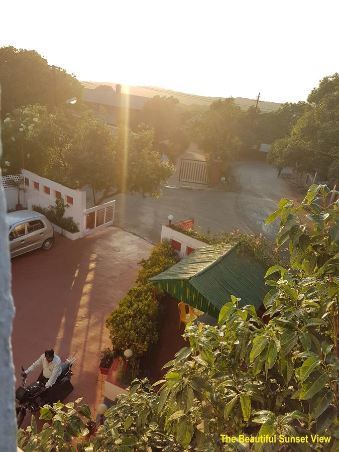 Hotel Stone House Mahābaleshwar Buitenkant foto